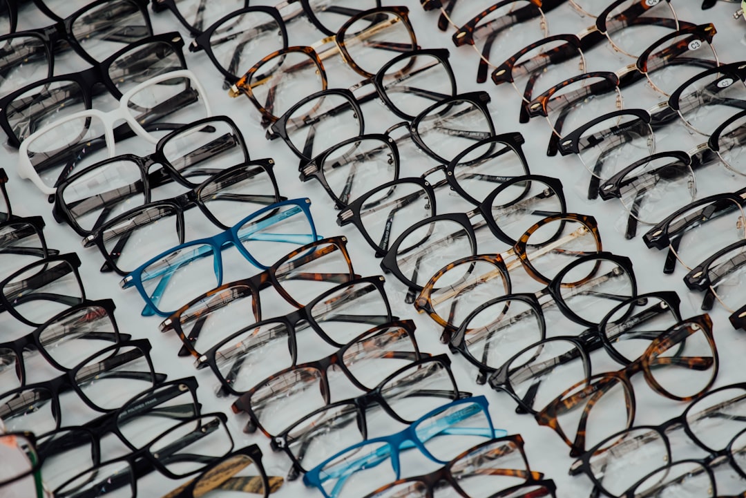 Forstå vigtigheden af bluelight brille i moderne boliginteriør